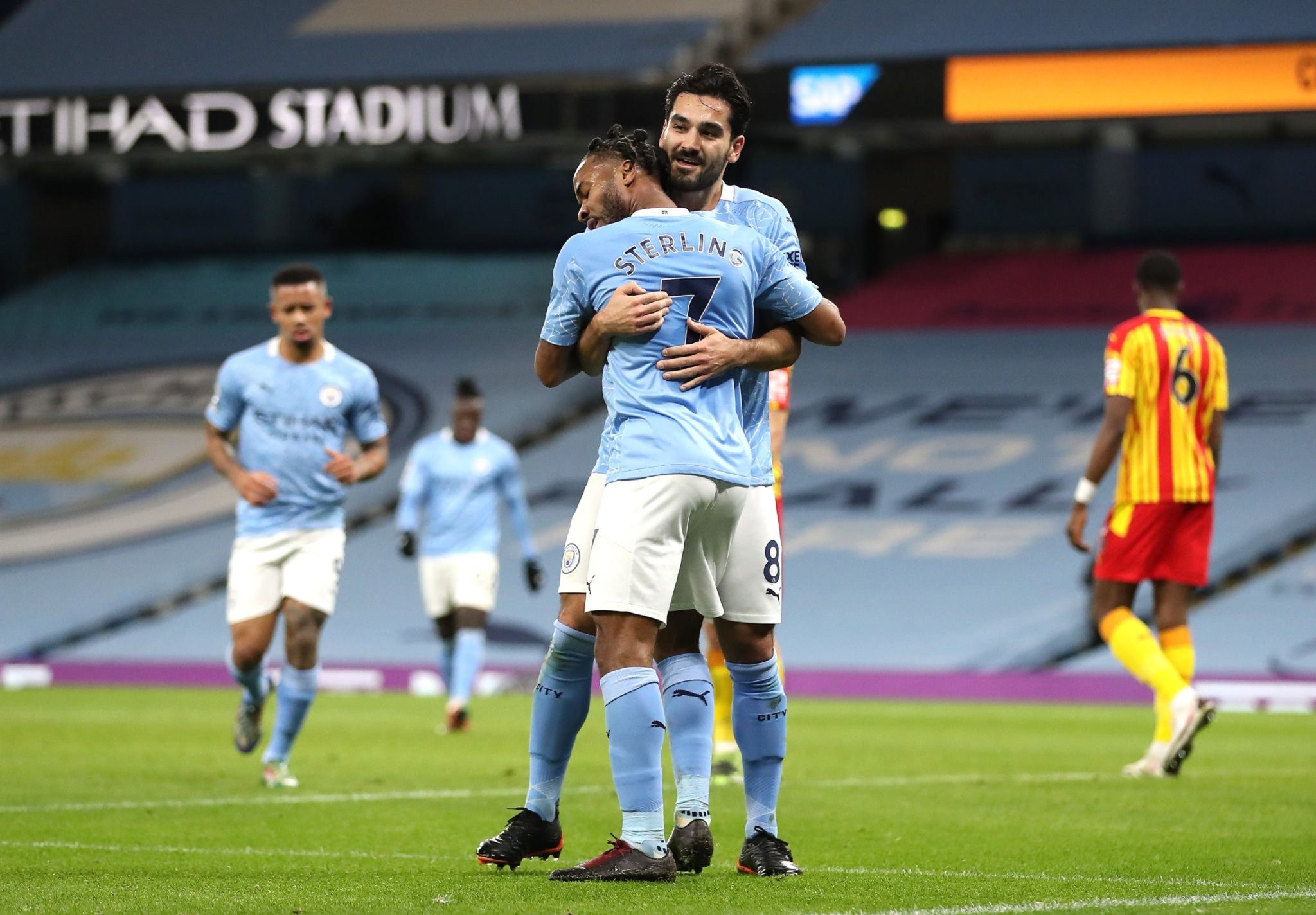 来访人数增 来访人数增